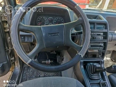 Jeep suzuki vitara 1G año 93