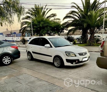 Kia Rio JB 2008