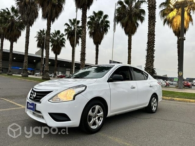 Nissan Versa 2015 Version Full IMPECABLE
