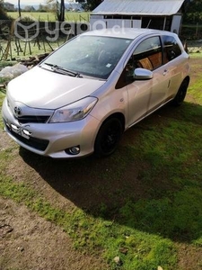 Toyota Yaris 1.3 2012