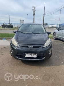 Ford fiesta SES 2013 full equipo