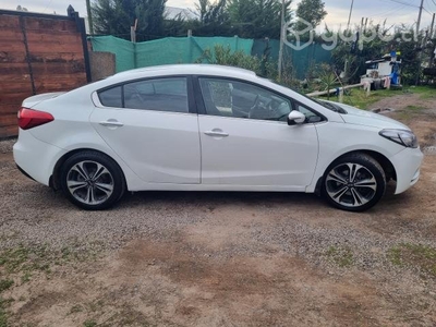 Kia cerato año 2014