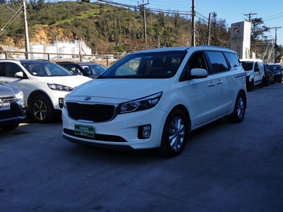 Kia Grand carnival Grand Carnival Ex 2.2l Dsl 6at 8p Full - 1600 2015 Usado en Viña del Mar