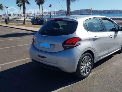 Peugeot 208 2019