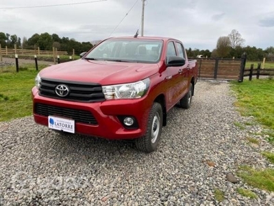 Toyota Hilux año 2019, 4x4 Full Equipo