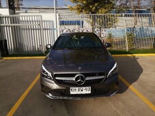 Vendo Mercedes Benz CLA 180 automático 2018