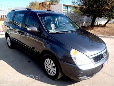 Kia gran carnival 2013 turbo diésel 3 corridas.