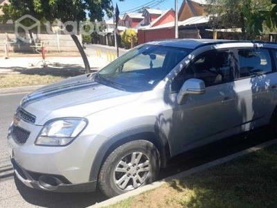 Chevrolet orlando en buenas condicones