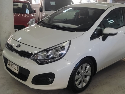 KIA RIO 5 EX 1.4 2015