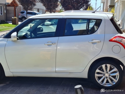 SUZUKI SWIFT GLX HB 1.2 2017