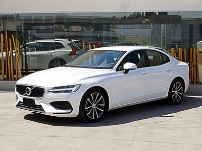 VOLVO S60 T4 2.0 AT 2021