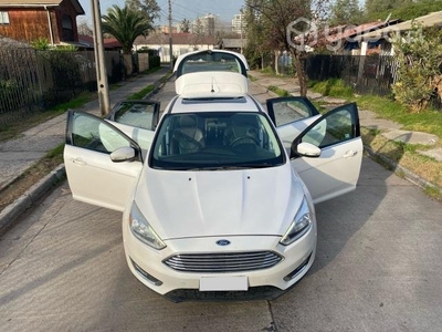 FORD FOCUS TITANIUM PowerShift 2017