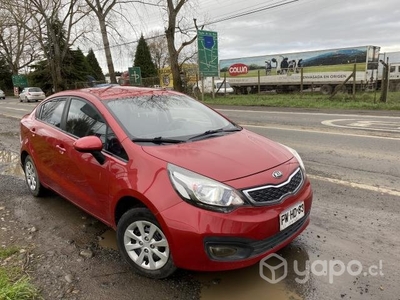 Kia rio 4 2014