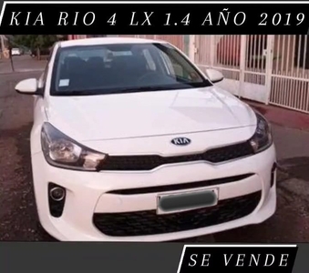 Vehiculos Kia 2019 Rio 4