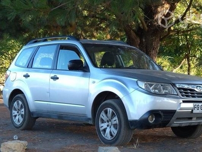 Subaru forester 2 awd at 2012