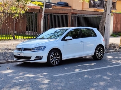 Volkswagen Golf 1.4 Sport 2017 Usado en Las Condes