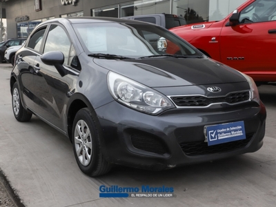 Kia Rio 5 Ex 1.4l 6mt Ab Ac 2015 Usado en Huechuraba