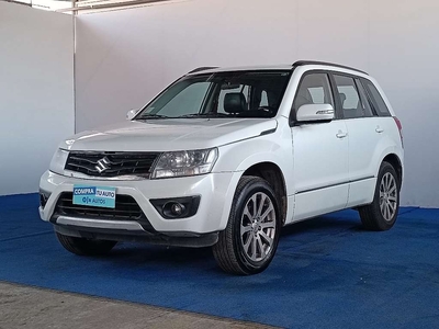 SUZUKI GRAND NOMADE (2015) bencina