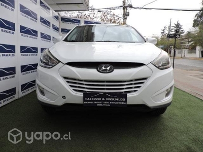Hyundai tucson gl 4x4 2.0 at 2014
