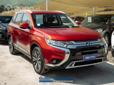 Mitsubishi Outlander 2.0 2023