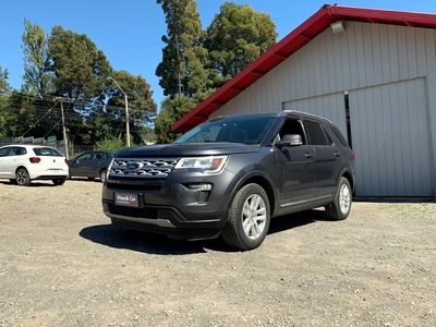 FORD EXPLORER XLT 2019