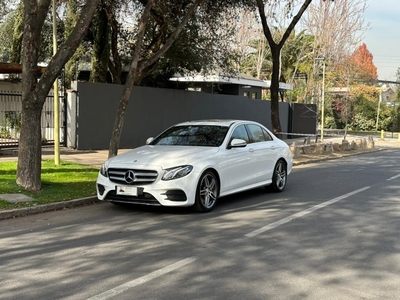 Mercedes benz E 300 Elegance 2018 Usado en Las Condes