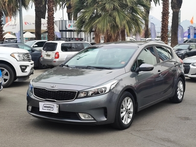 Kia Cerato 5 Sx 1.6 Mt 2019 Usado en Huechuraba