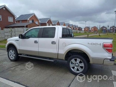 Camioneta ford f150 año 2011 lariat