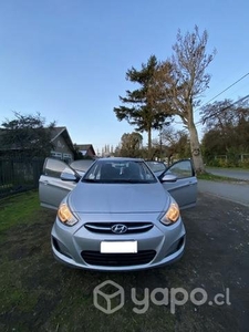 Hyundai accent 2016