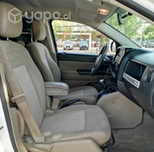 Jeep Compass impecable.