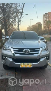 Toyota fortuner SRX impecable