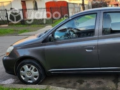 Toyota yaris 2005 - 1,5cc