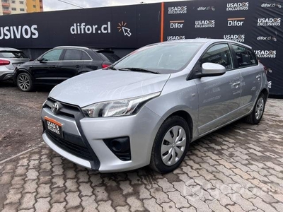 Toyota yaris 2016