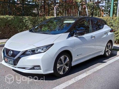 Nissan leaf 2021