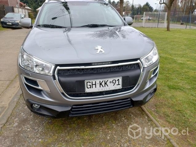 Peugeot 4008 4WD AT 2014