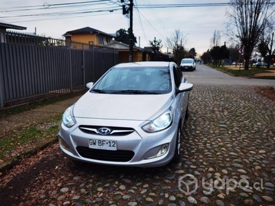 Hyundai accent RB 2013