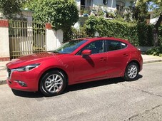 Mazda 3 2017 Rojo metalizado