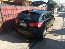 Vendo kia cerato 5 2011