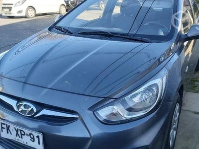 Hyundai Accent impecable