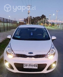 Kia rio 5 Exelente estado Full