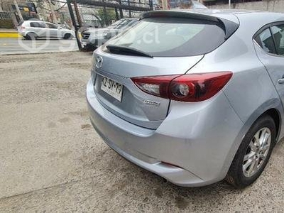 Mazda 3 sport 2019 chocado