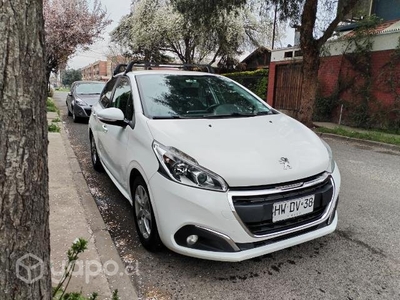 Peugeot 208 active hdi 1.6 - 2016