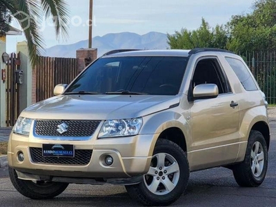 Suzuki grand vitara glx 2012