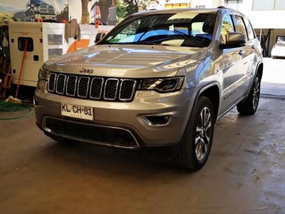 Jeep Grand Cherokee $ 29.990.000