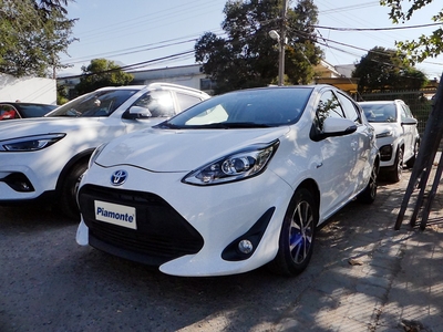 TOYOTA PRIUS C 1.5 2019