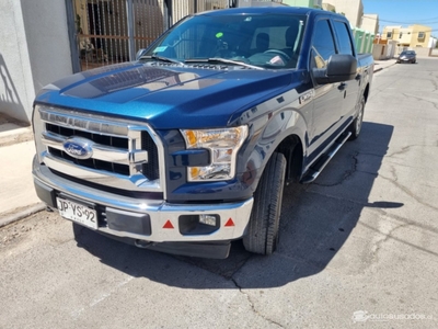 FORD F-150 XLT 4X2 AT 2017
