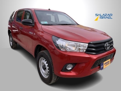 Toyota Hilux 2.4 Sr Diesel Dob. Cab. 4x4 Mt 4p 2018 Usado en Chillán