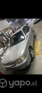 Hyundai acent 2000