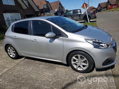 Peugeot 208 ,2017