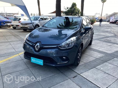 Renault clio 2021